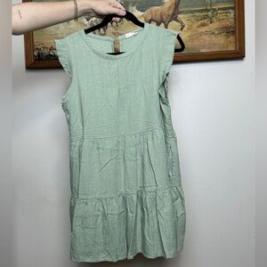 Altar’d State tiered dress shirt  - size L (fits like a M) linen blend